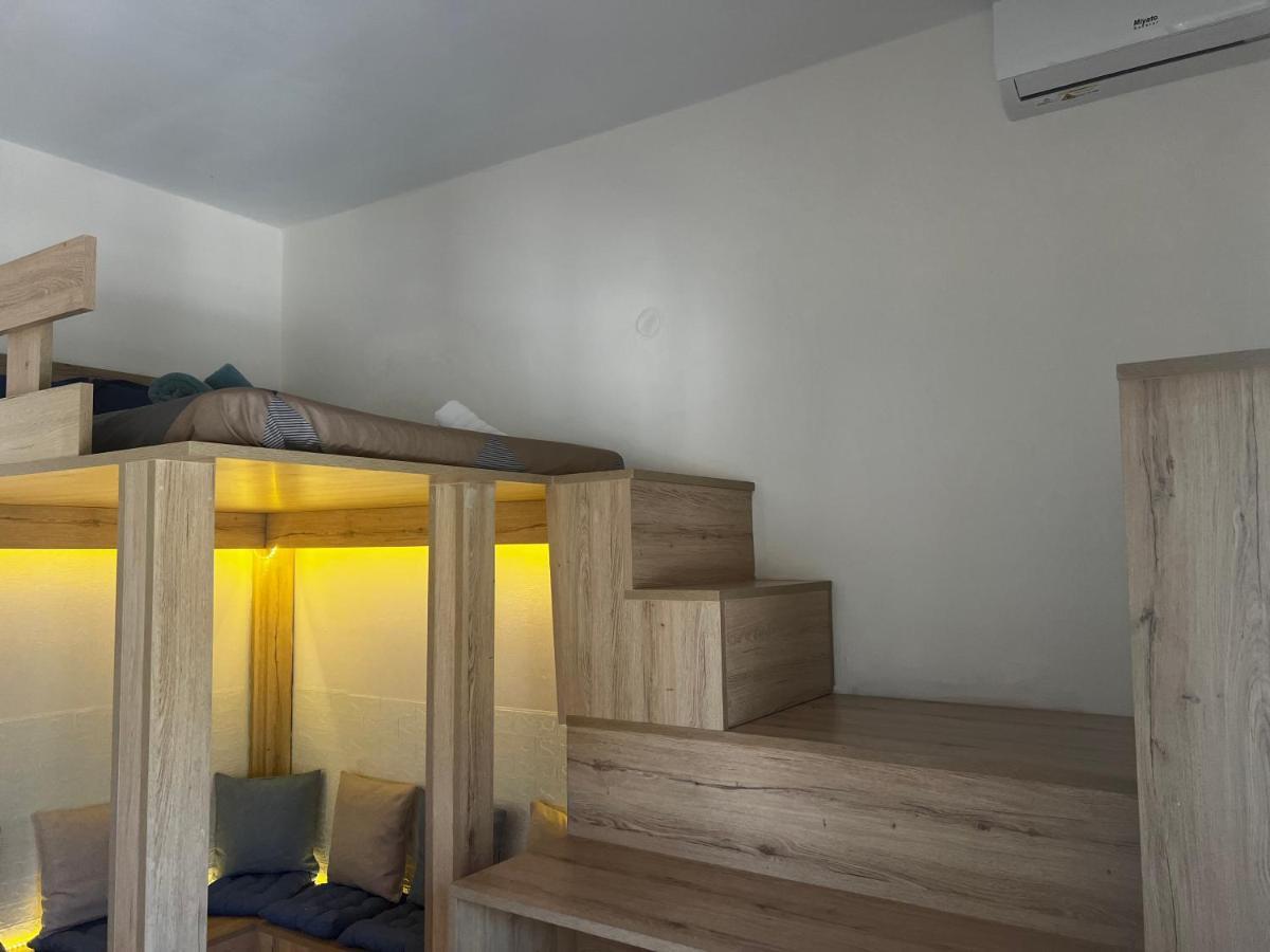 Seaview Room With Share Some Place Афины Экстерьер фото