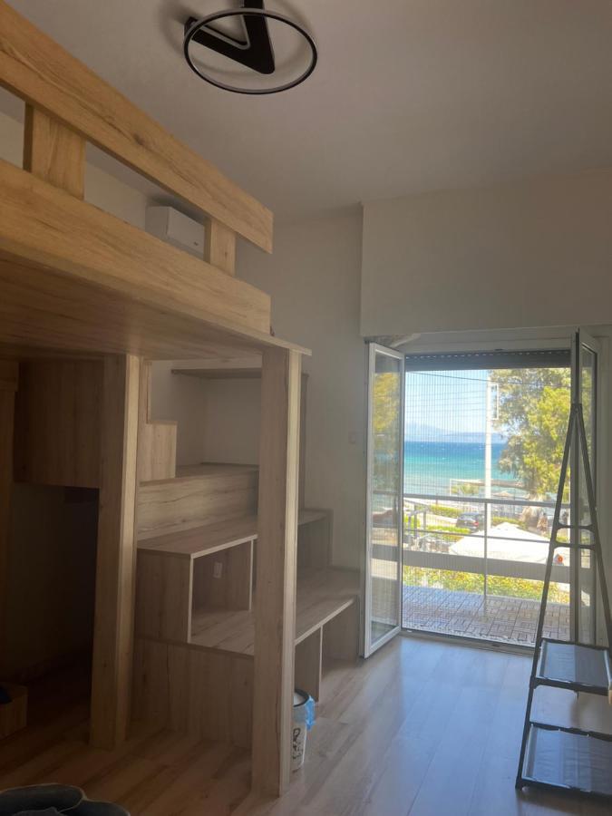 Seaview Room With Share Some Place Афины Экстерьер фото
